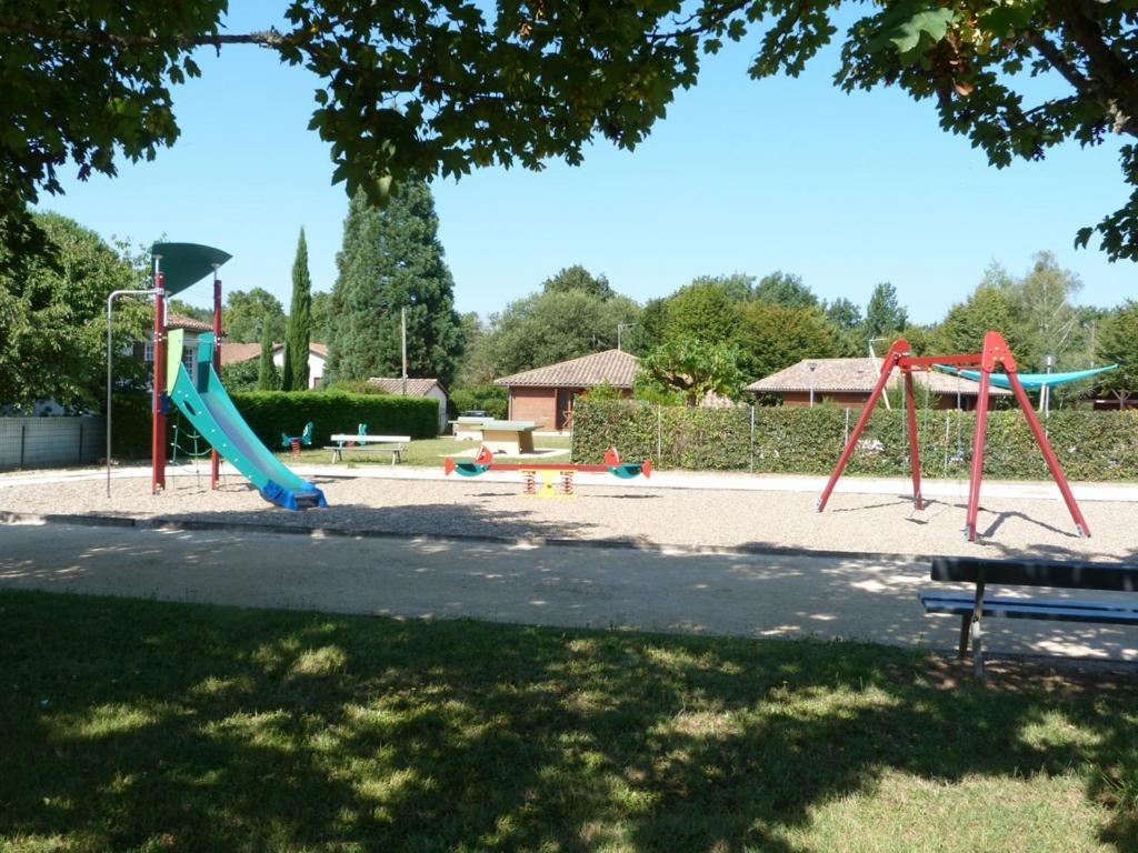 Gites De La Garenne Nérac Exterior foto