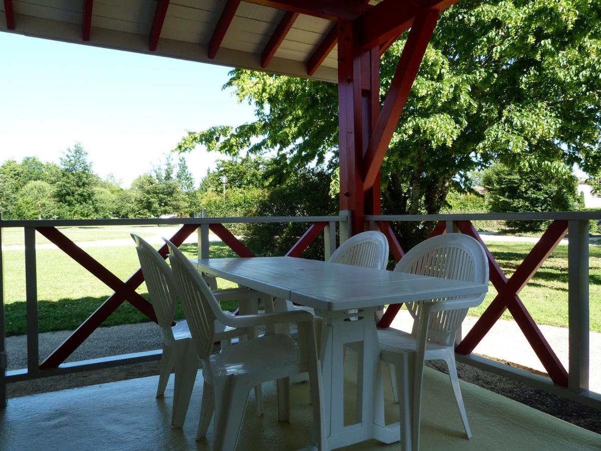 Gites De La Garenne Nérac Exterior foto